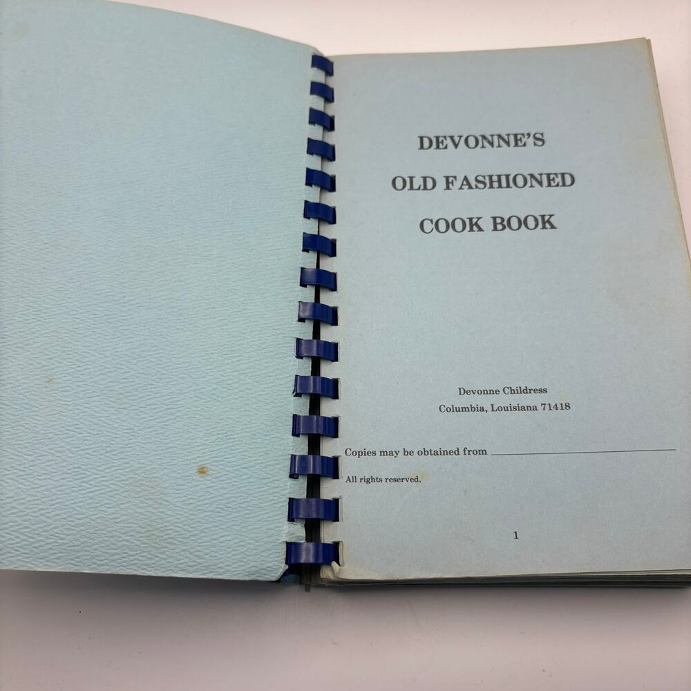 Vintage Louisiana Cookbook Devonne's Old Fashioned Cookbook Columbia, LA - Picture 2 of 4
